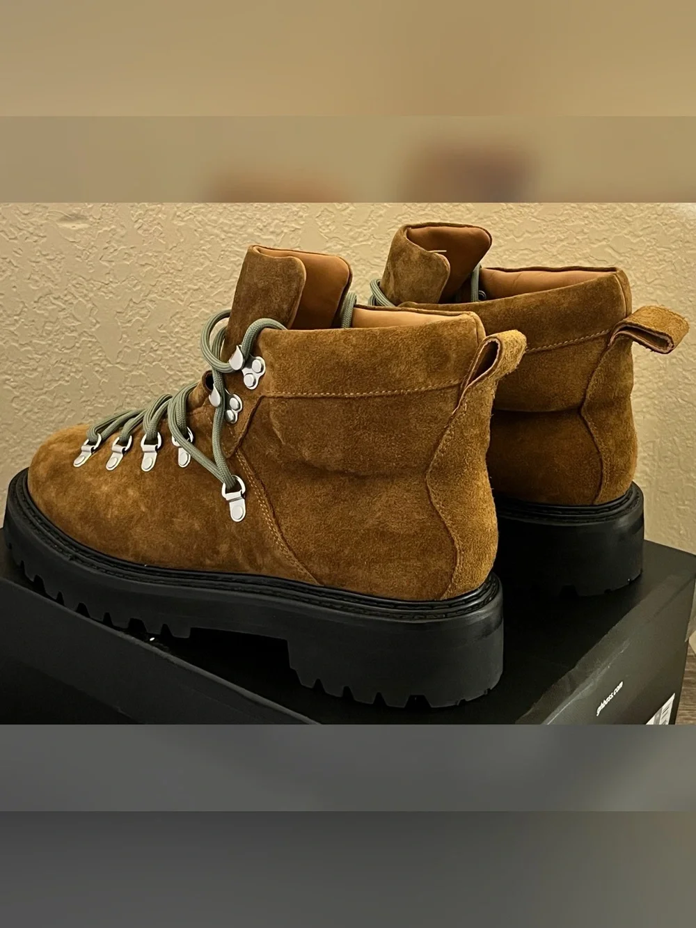 G.H. Bass & Co. Mason Alpine Boots Brown Suede Color Men's Size-10
